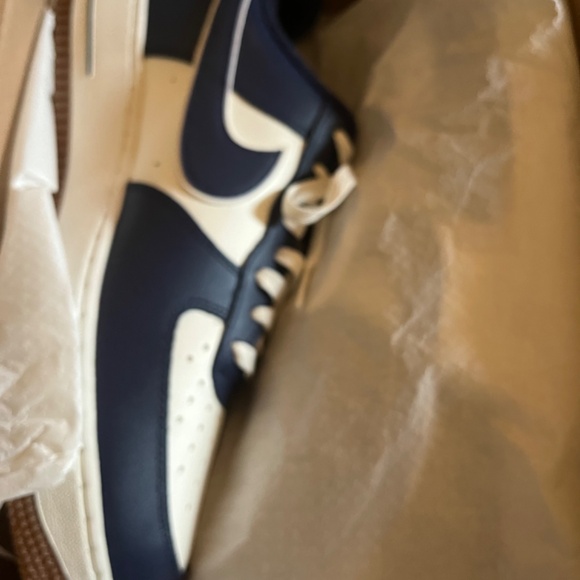 Nike Air Force 1 Low ‘07 LV8 Men Size 10 Sail/Midnight Navy NIB - Picture 5 of 6
